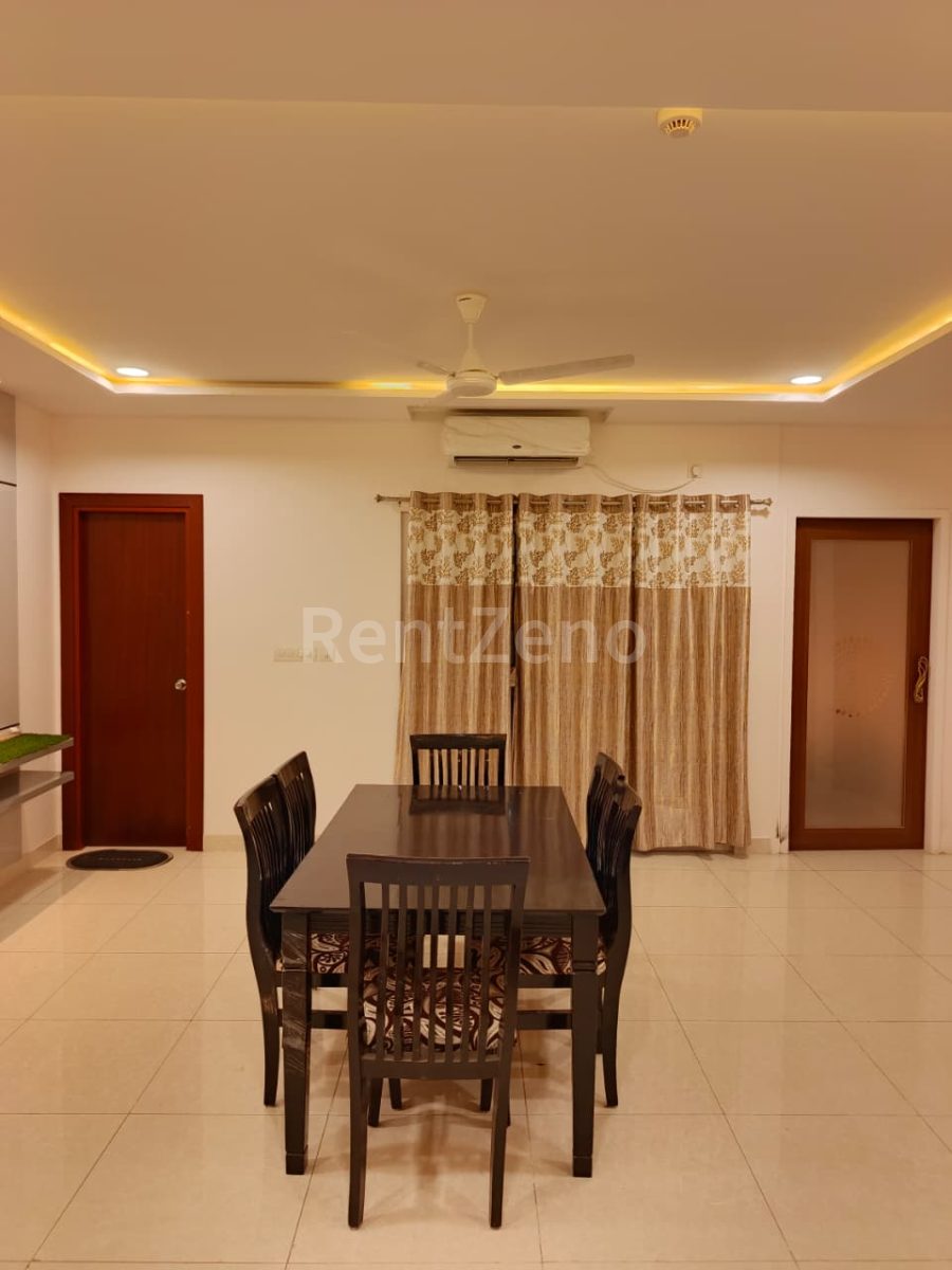 1 Room in Shared 4BHK — photo 5 of 10