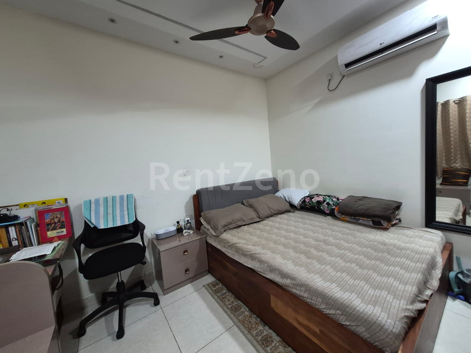 1 Room in Shared 2BHK — photo 9 of 11