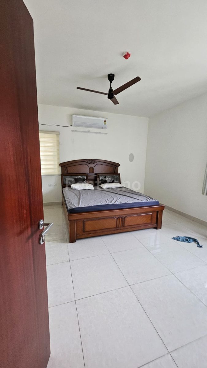 2BHK Apartment in Nanakramguda — photo 5 of 10