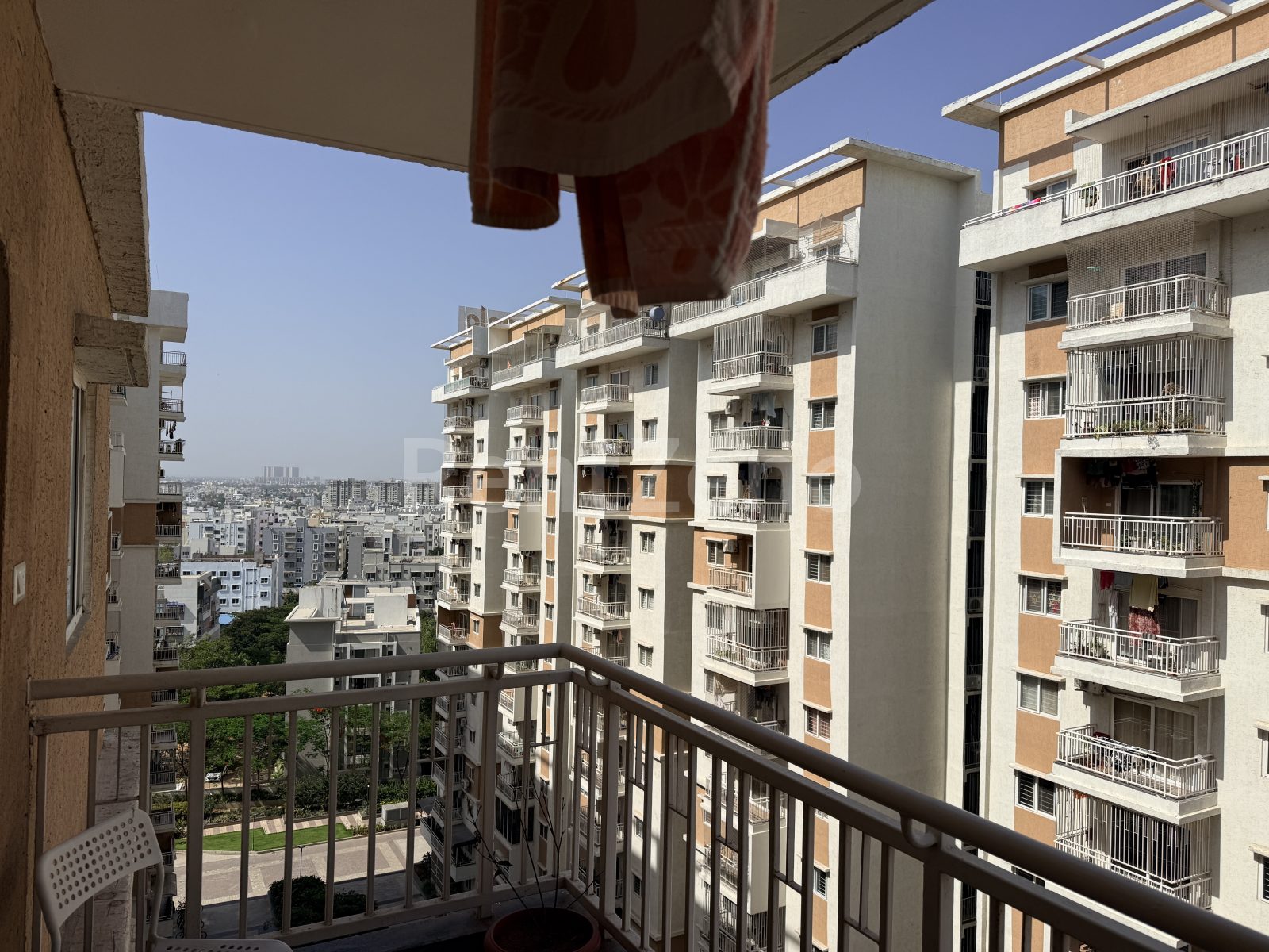 1 Room in Shared 3BHK — photo 6 of 14