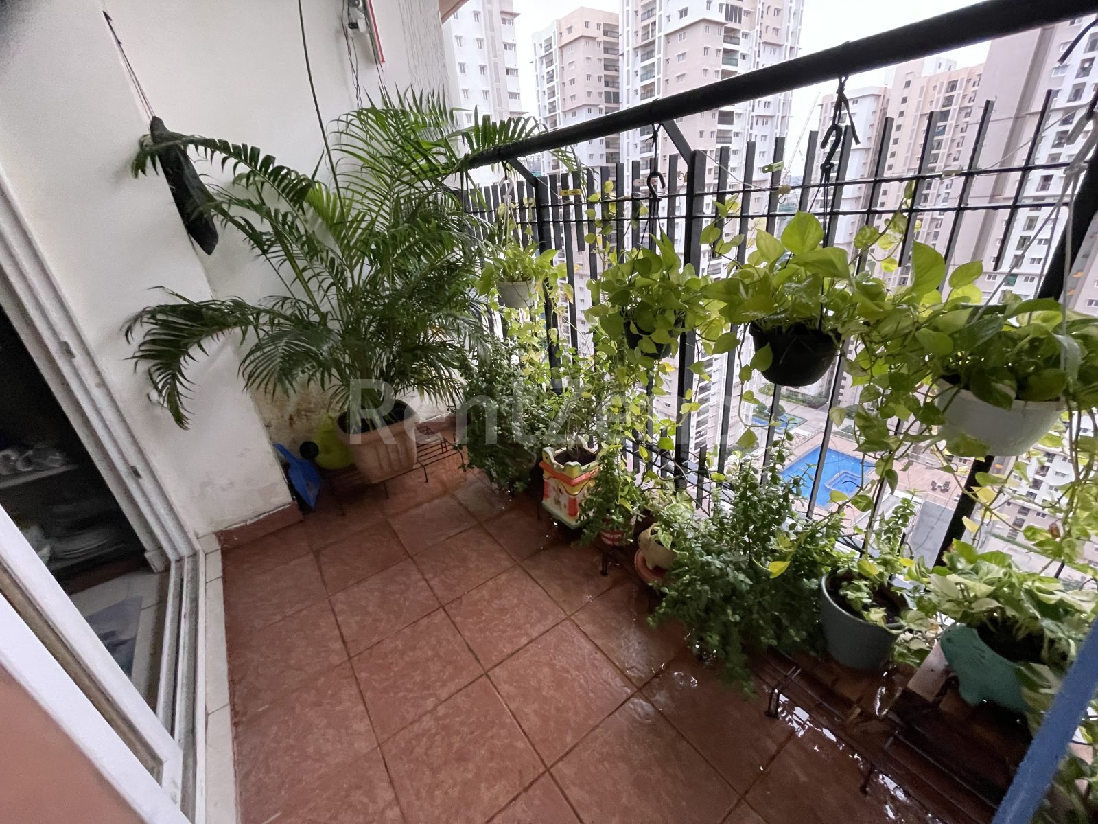 1 Room in Shared 2.5BHK — photo 3 of 7
