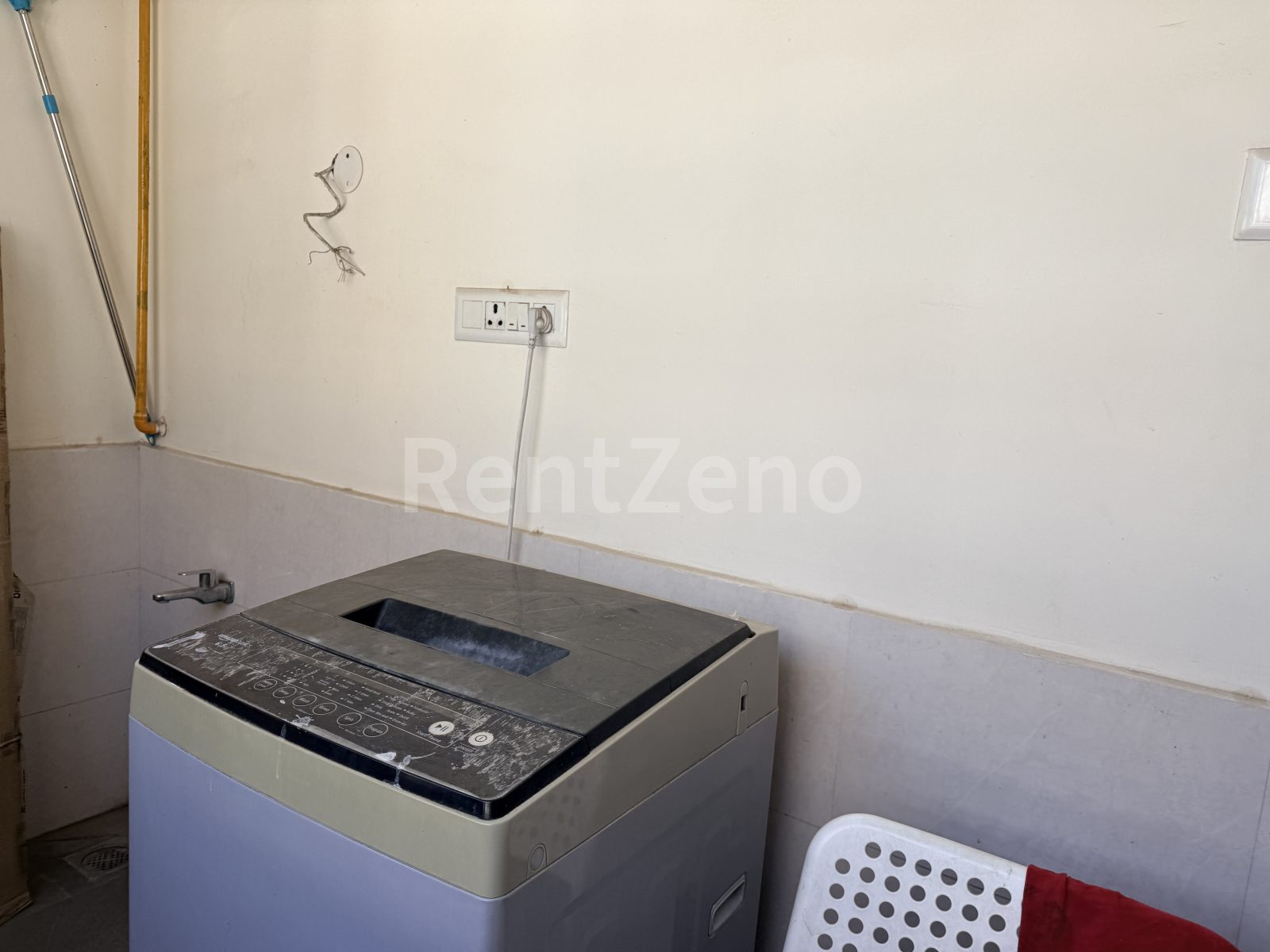 1 Room in Shared 3BHK — photo 5 of 14