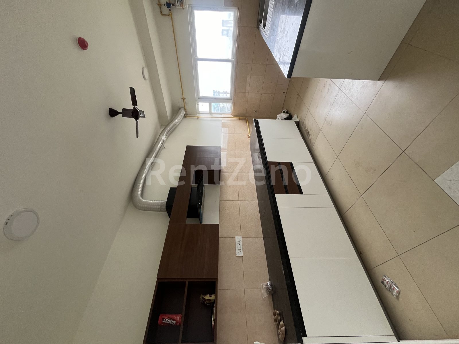 2 Rooms in Shared 3.5BHK — photo 2 of 5